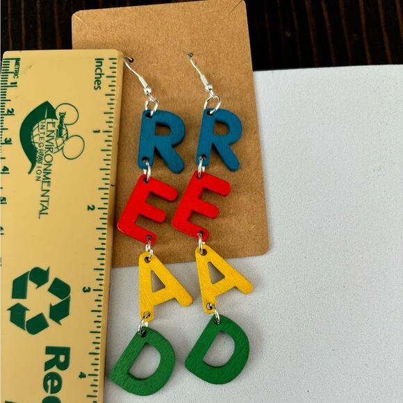 READ Dangle Fashion Earrings - Picture 1 of 1